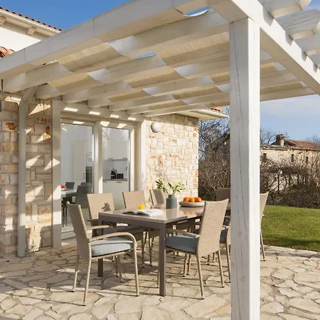 Villa Novena
